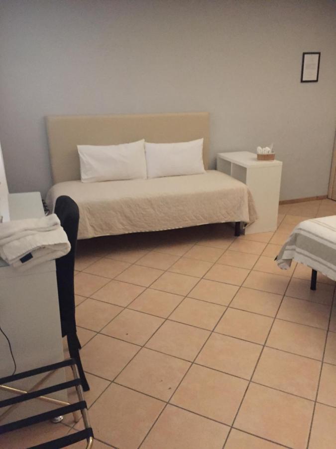 Da Battista Hotell Suzzara Exteriör bild