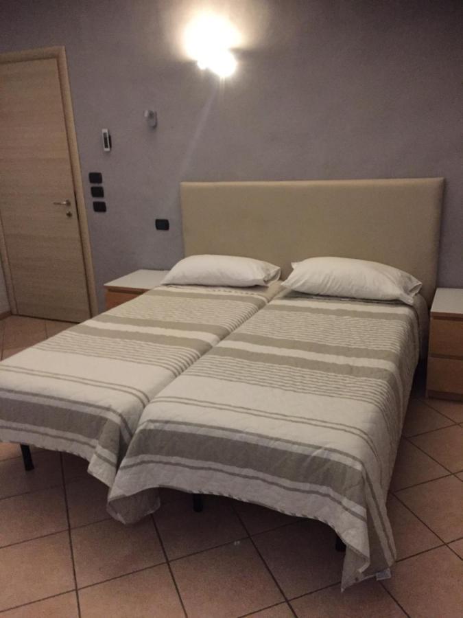 Da Battista Hotell Suzzara Exteriör bild